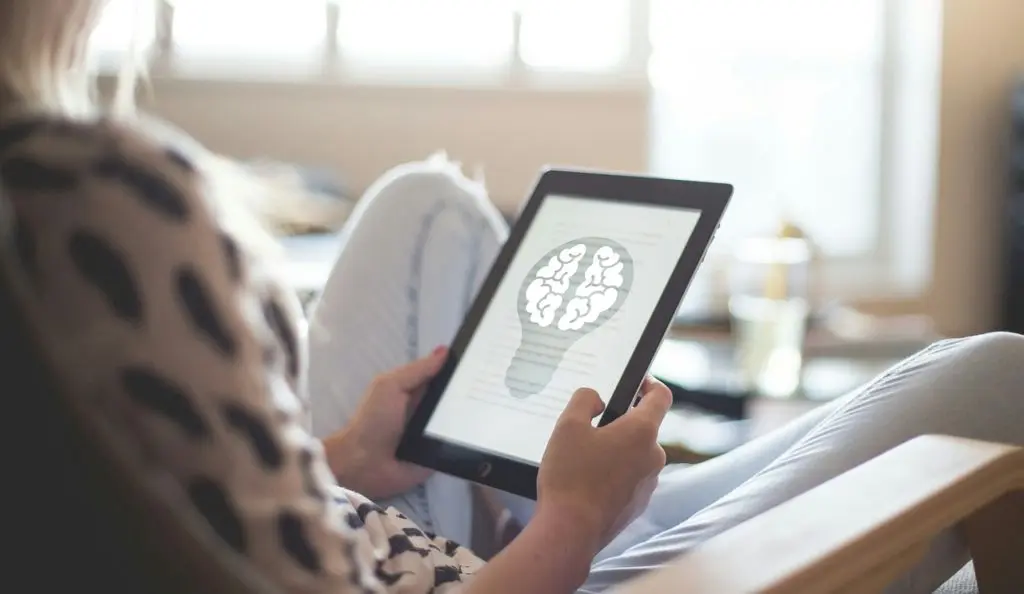 mindset, brain storming, tablet