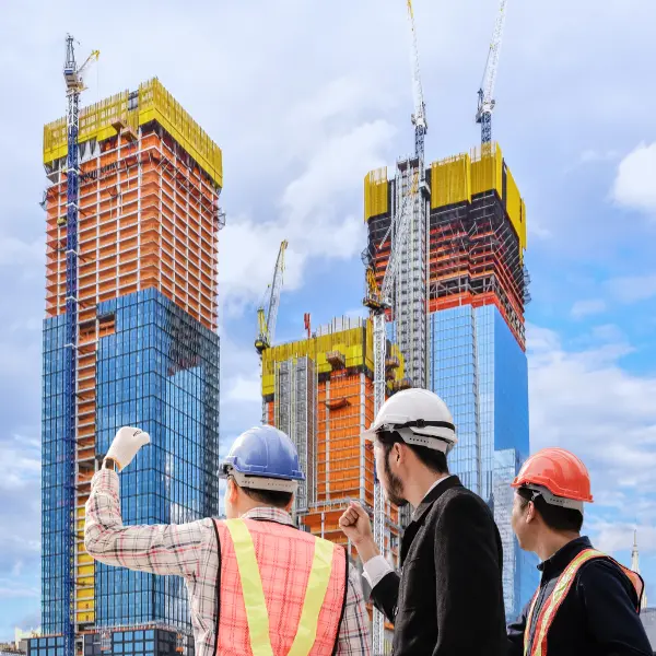 Trabajadores animando en una obra en Manhattan, NY.