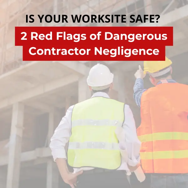 Dos trabajadores de la construcción señalan un lugar de trabajo, hablando de cuestiones de seguridad - ¿Es seguro su lugar de trabajo? 2 Banderas Rojas de Negligencia de Contratistas Peligrosos