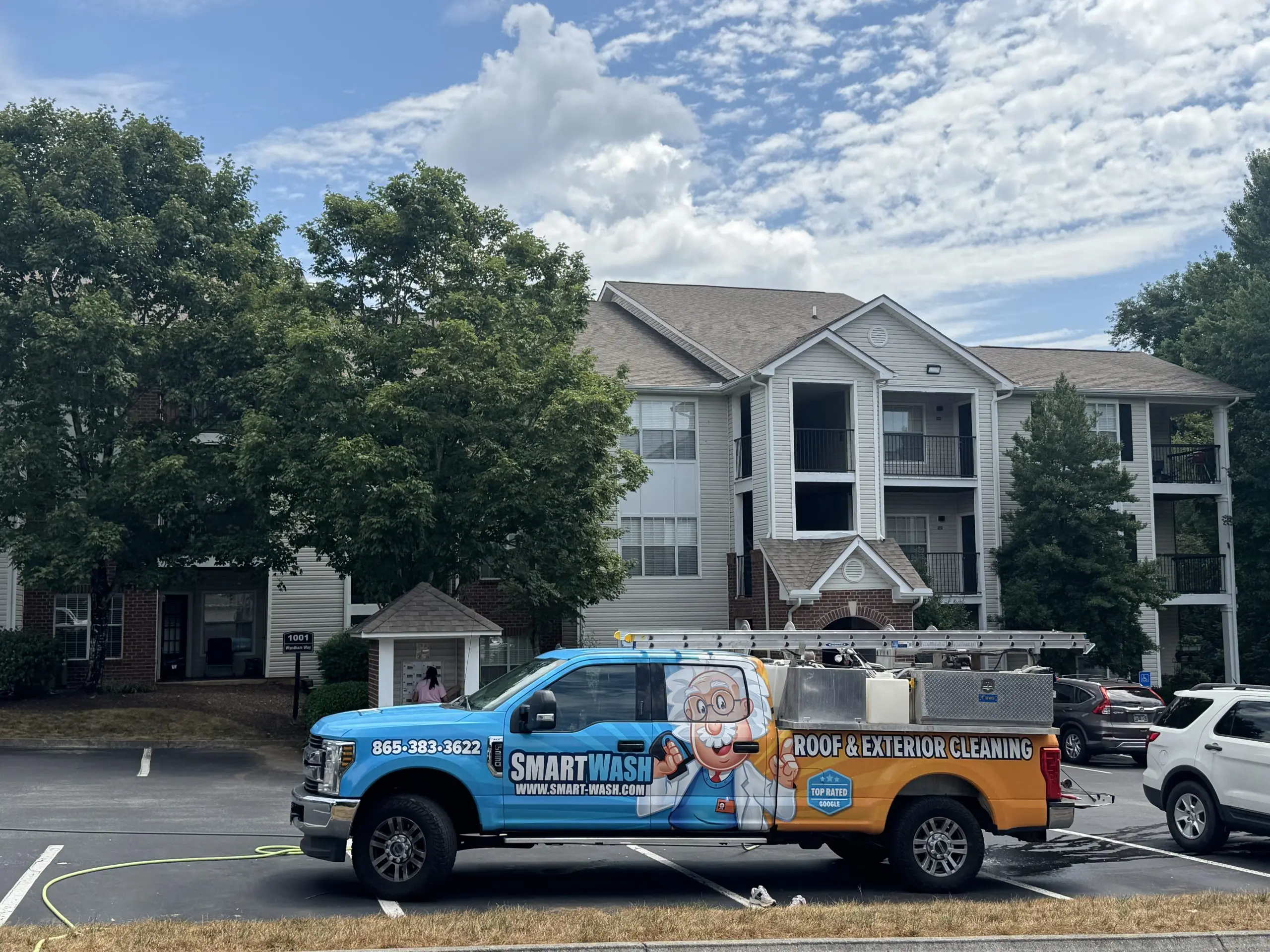 Commercial Pressure Washing
