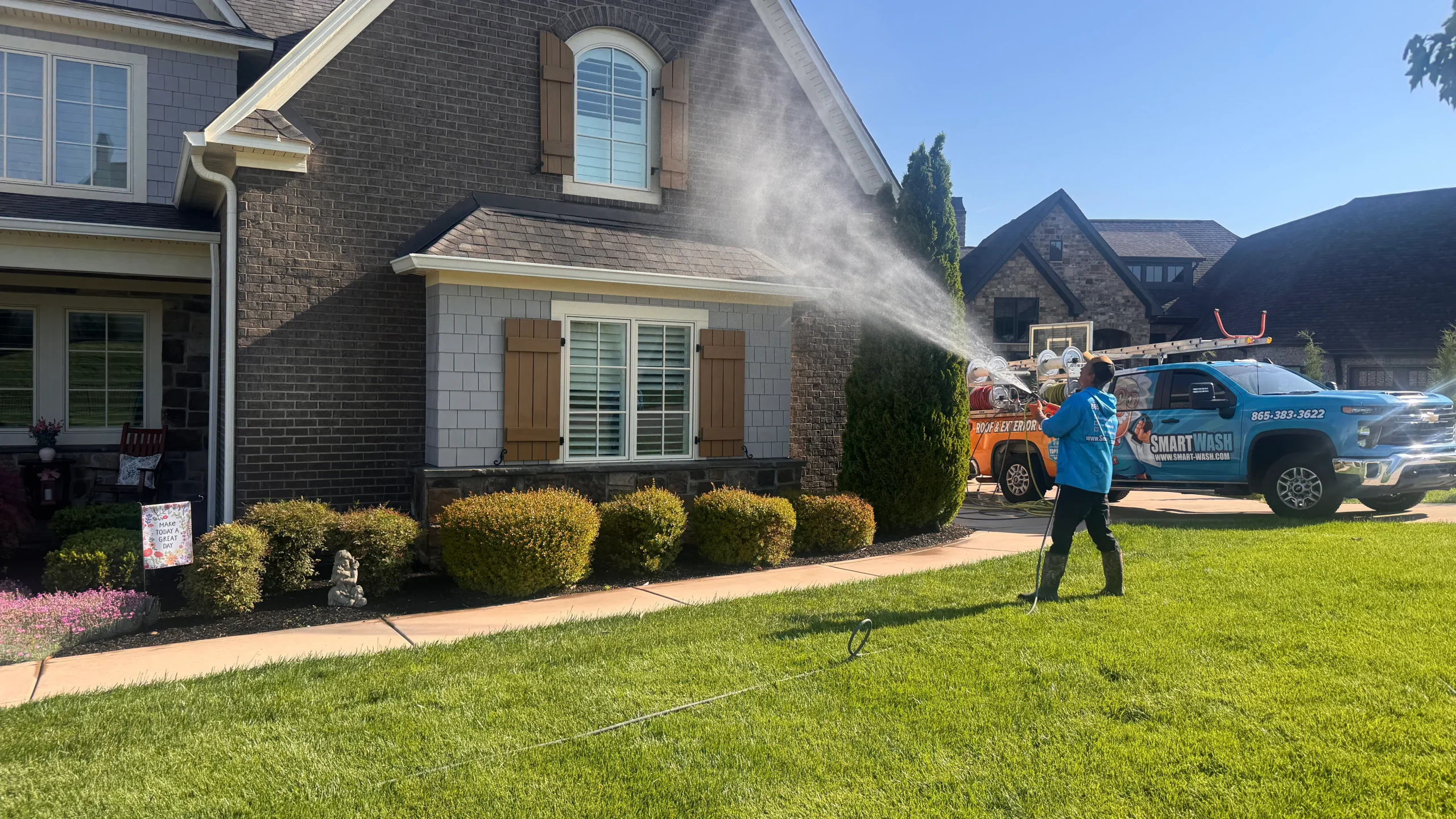 Pressure Washing Knoxville TN