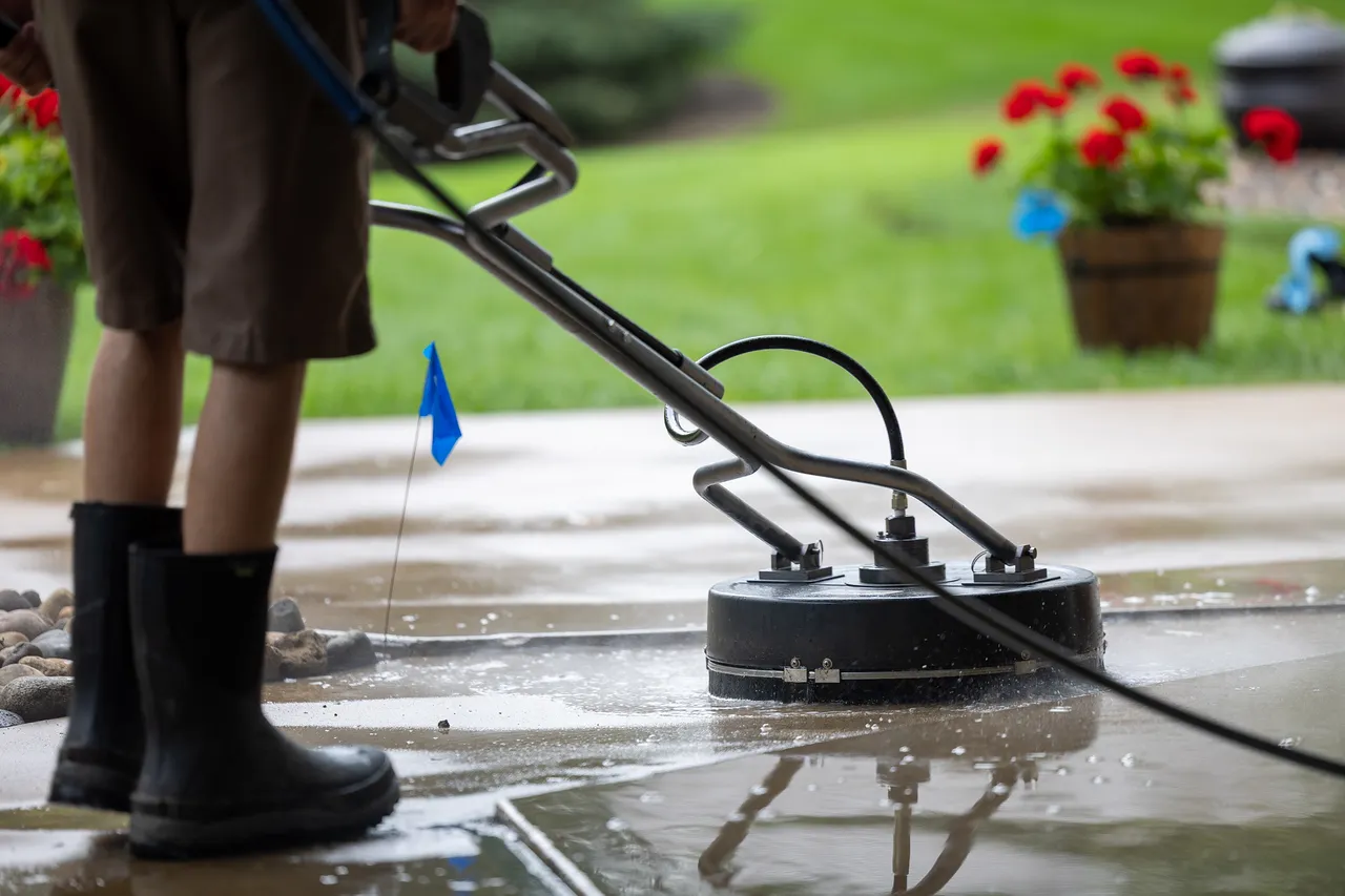 Professional photography of contractors and their work
