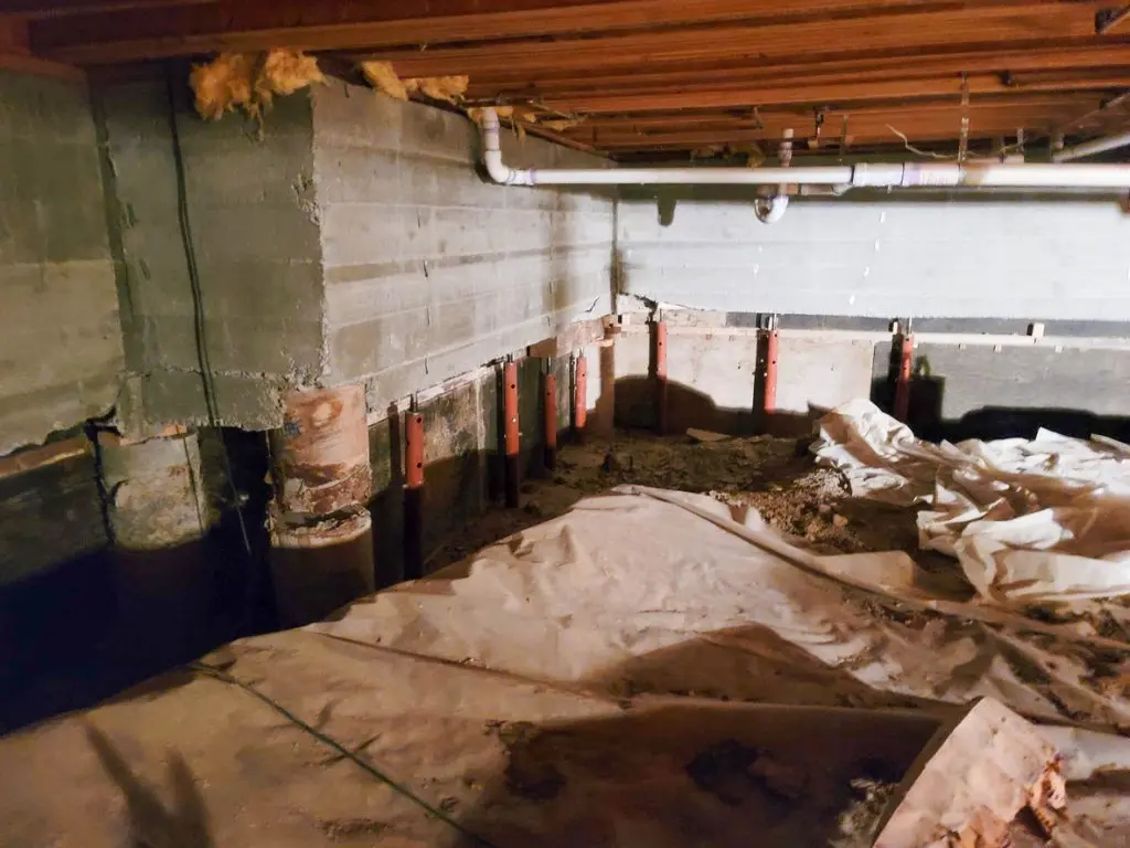 Comprehensive Guide to Crawlspace Waterproofing Systems: Protecting Your Home from Moisture Damage Comprehensive Guide to Crawlspace Waterproofing Systems: Protecting Your Home from Moisture Damage