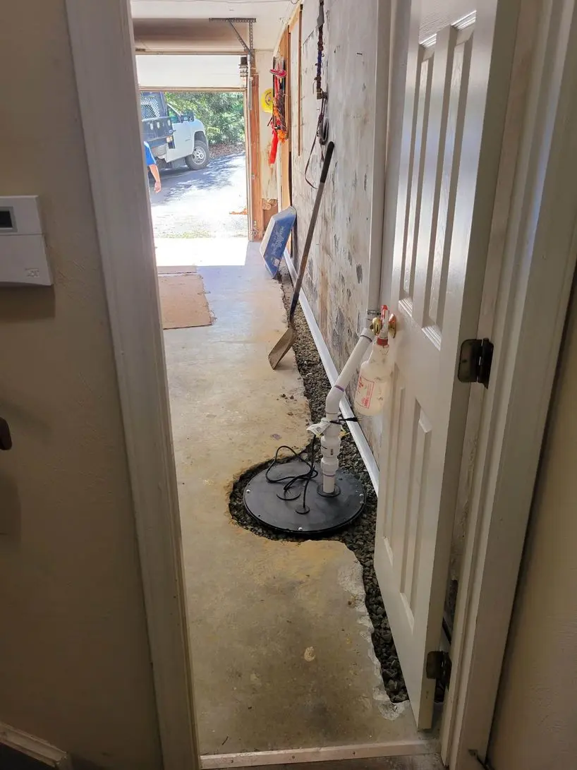 Sump-Pump-Systems-In-Basement-Waterproofing
