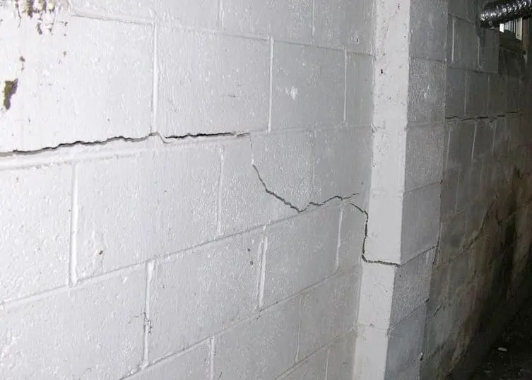 foundation-cracks-grand-rapids-mi-everdry-grand-rapids-2