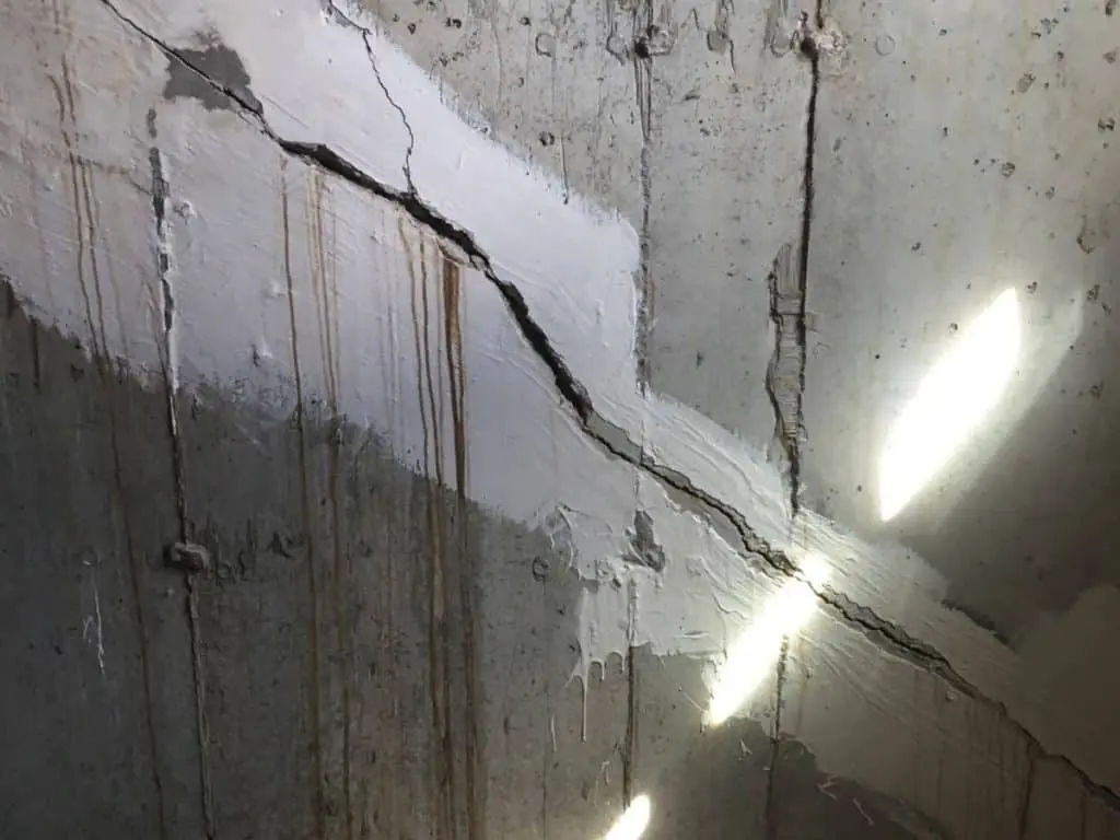 Foundation-cracks-repair