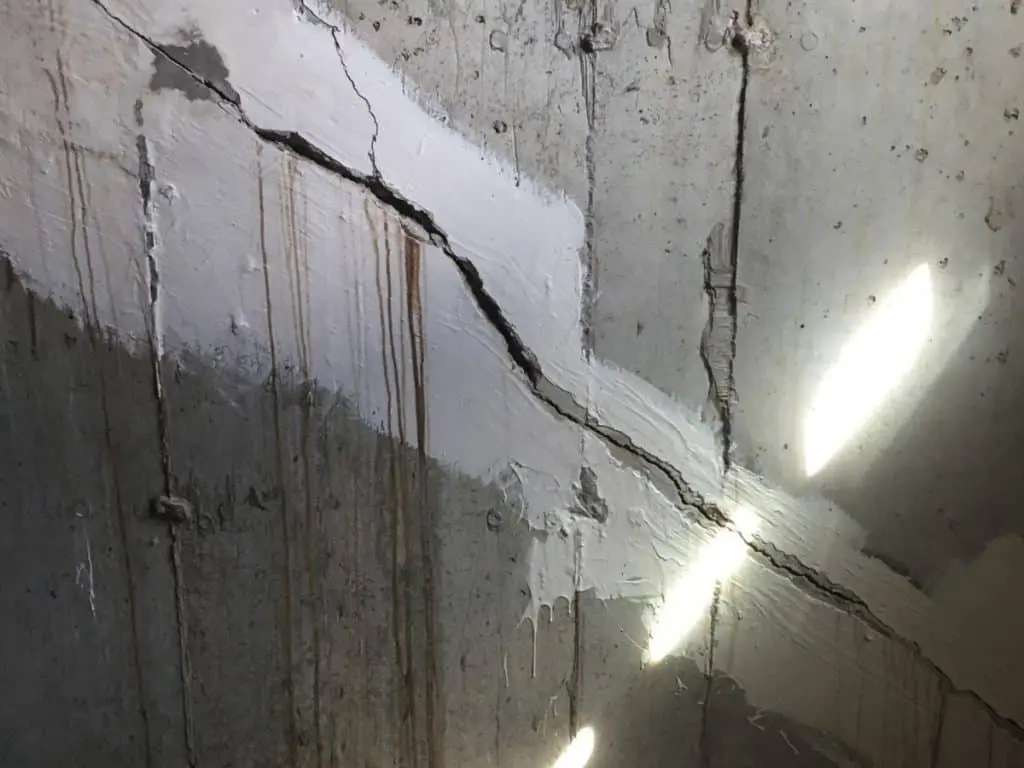 Foundation-cracks-repair