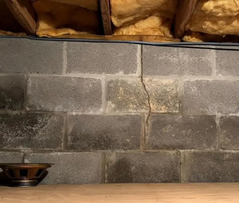 Foundation Cracks | Saginaw, MI | Everdry Waterproofing of Greater Grand Rapids