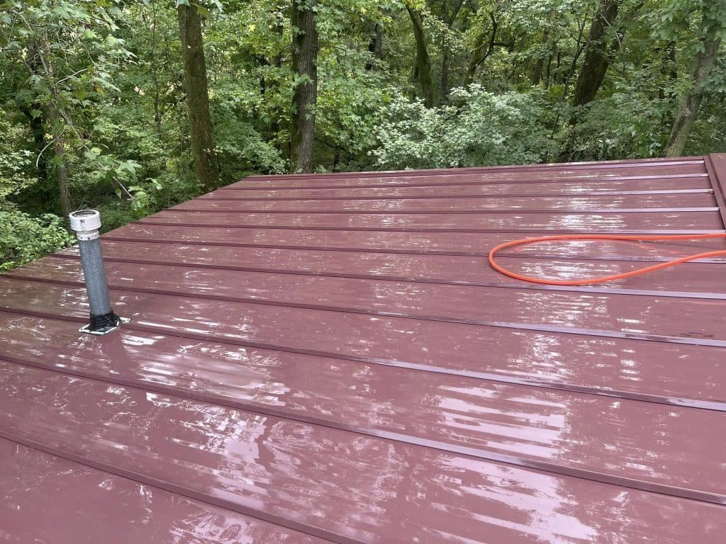 Roof Cleaning DeSoto County MS