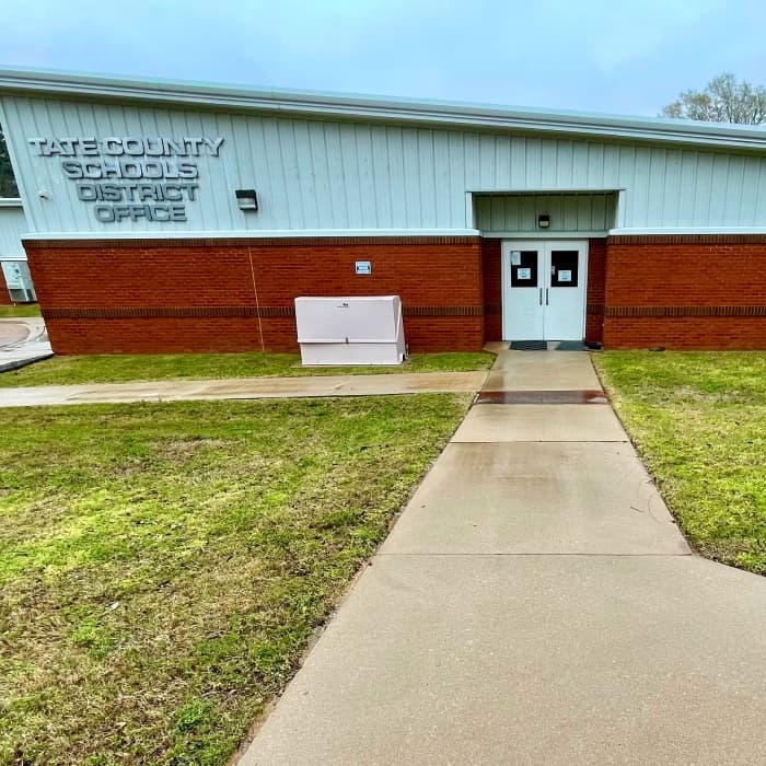 Building Washing DeSoto County