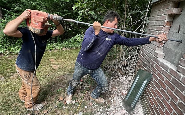Foundation wall anchor installation