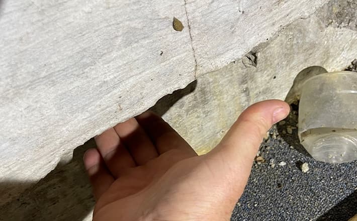 Gaps Between Walls and Floors