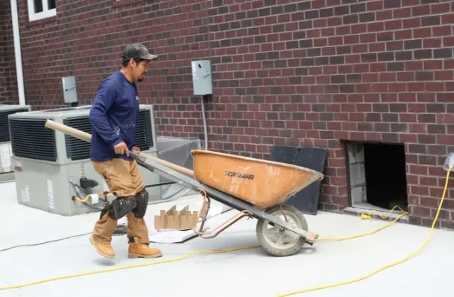 Foundation repair contractor