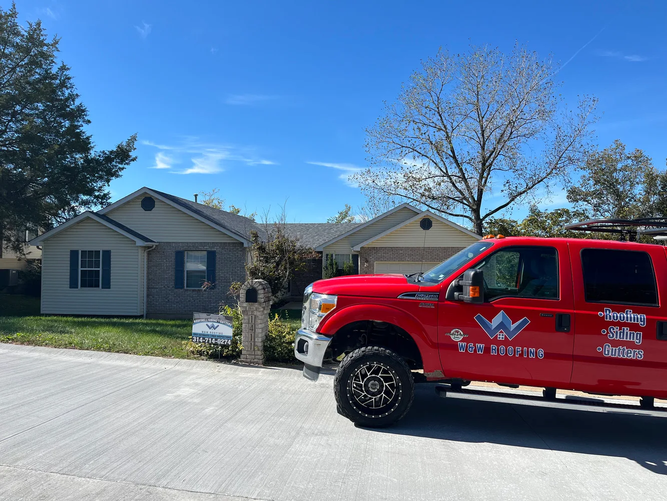W&W roofing truck