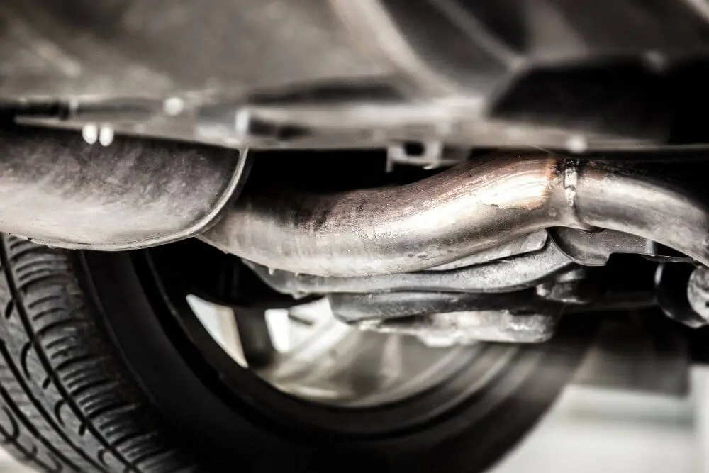 Signs I Have a Cracked Exhaust Manifold in My Sprinter Van