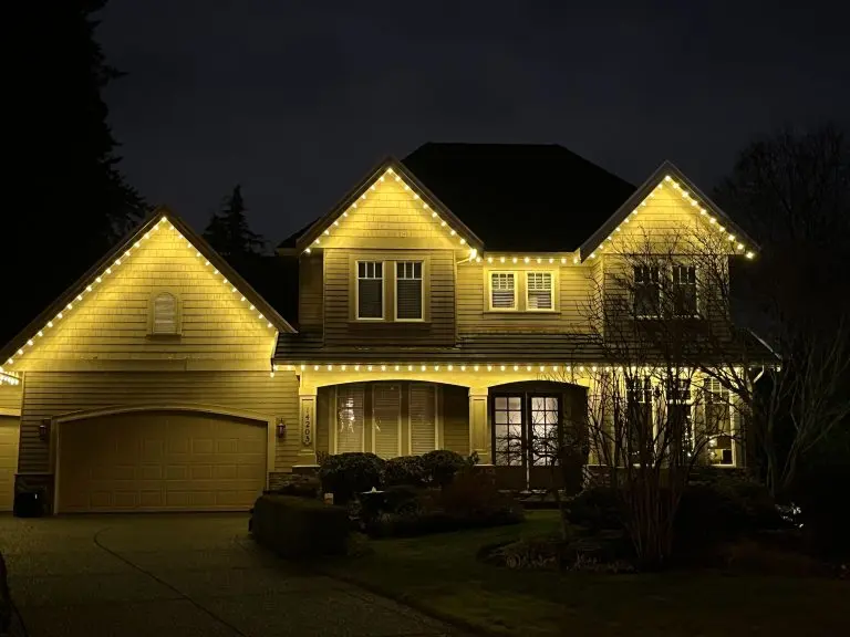 Christmas Light Installation Oshawa, ON