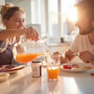 couple eating breakfast