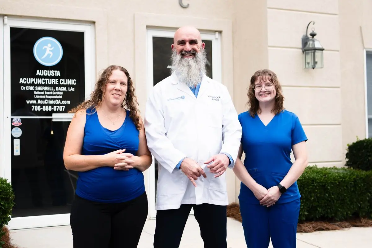 Augusta Acupuncture Clinic | What to Expect at Your First Acupuncture Visit in Augusta, GA The Augusta Acupuncture Clinic team outside the clinic in Augusta Georgia