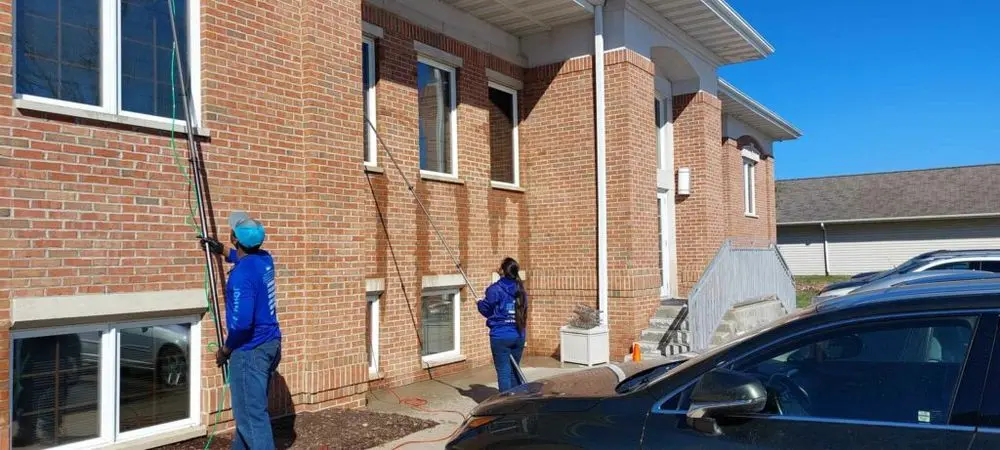 Power Washing Cedar Rapids