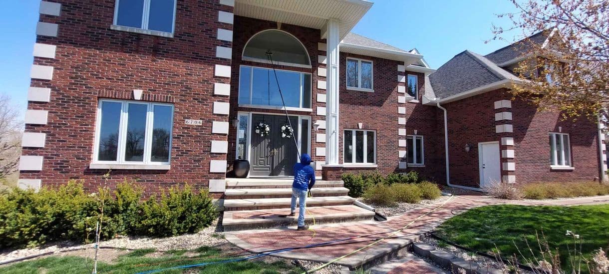 Window Cleaning Cedar Rapids IA