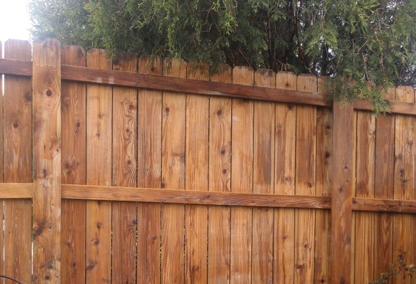 Fence Cleaning Cedar Rapids IA