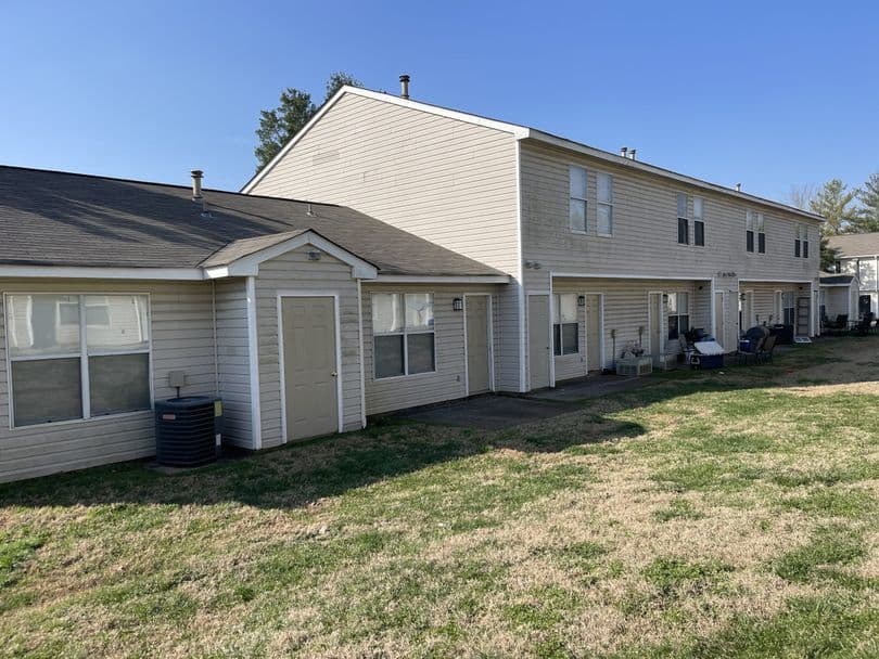 Apartment Complex Pressure Washing Nashville TN