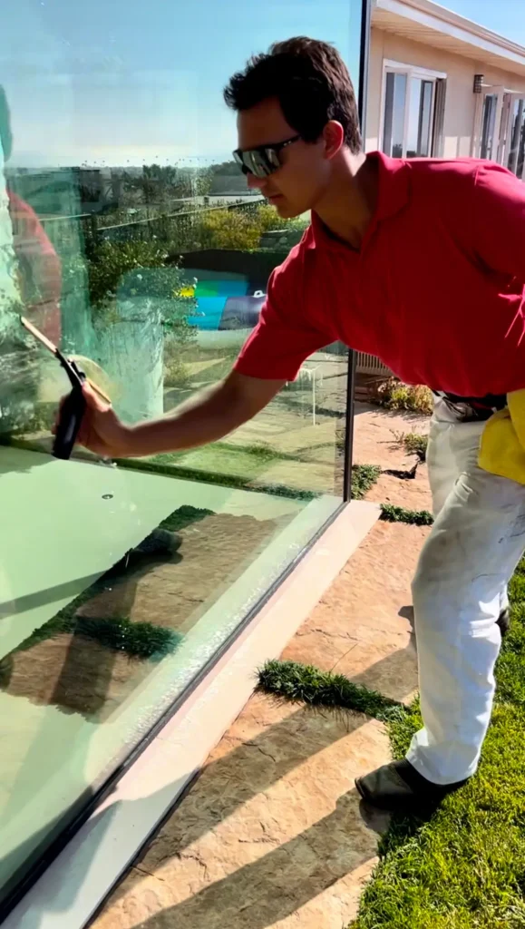 Window Cleaning Corona, CA