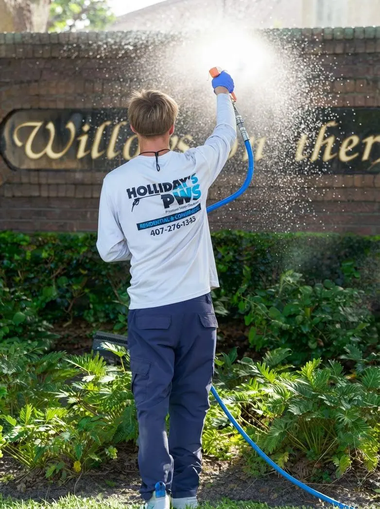Exterior Cleaning for HOAs in Longwood FL