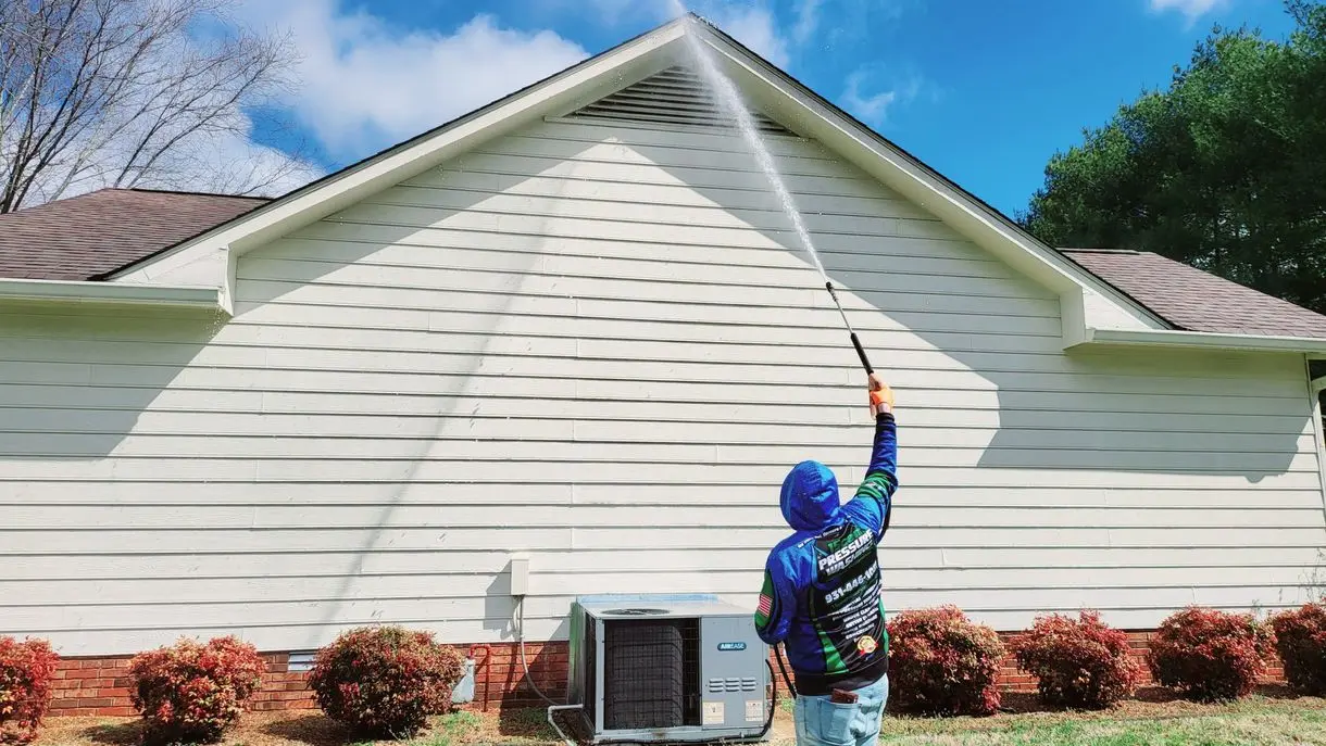 home Pressure Washing Columbia TN