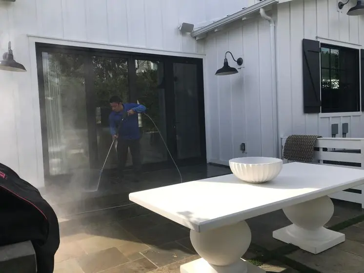 Pressure Washing Beverly Hills