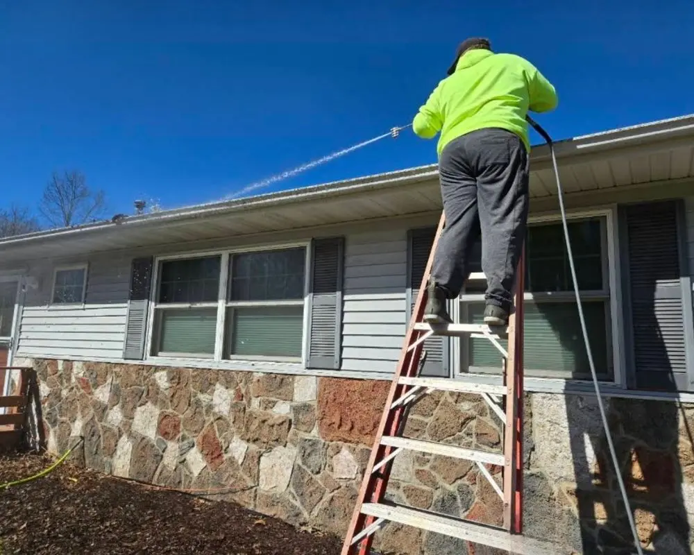 Gutter Cleaning service in Madison WI