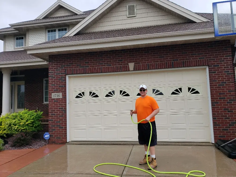 Driveway Cleaning near Madison WI