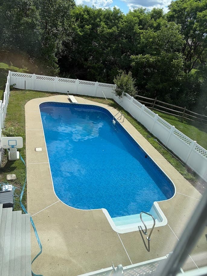 Pool Deck Cleaning results in Mason OH