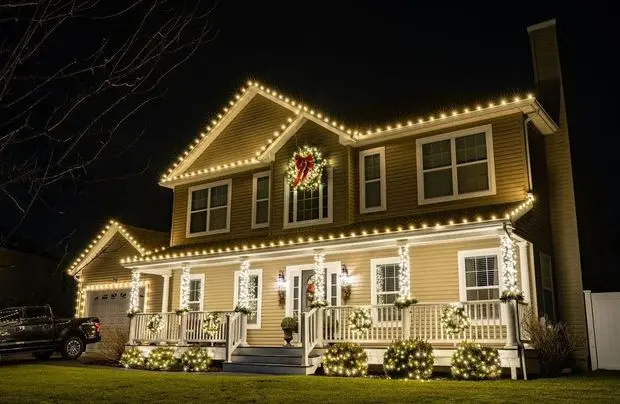 Christmas Light Installation work in Cleveland OH