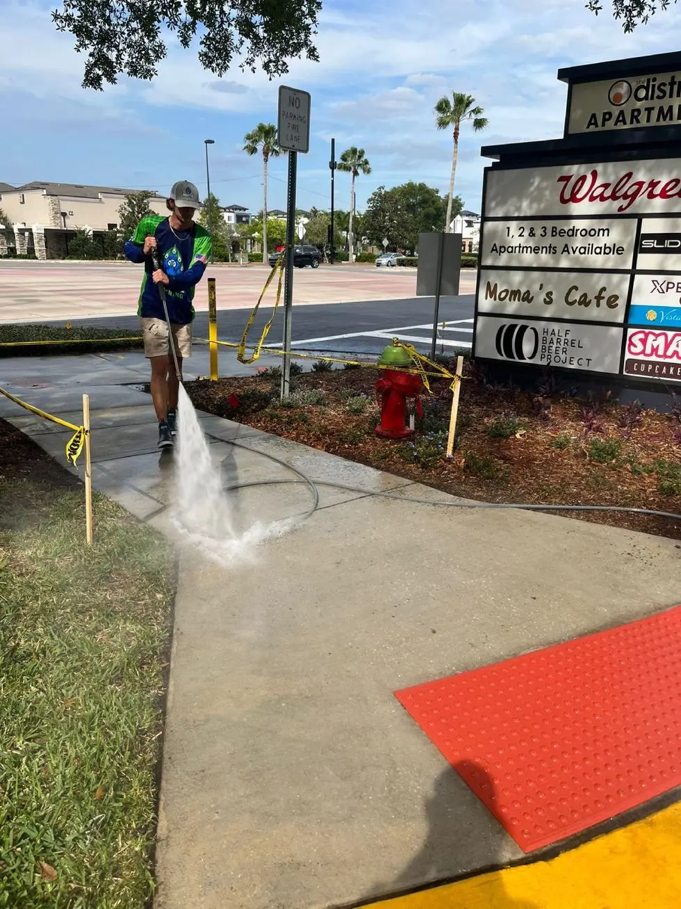 Storefront Cleaning in Oviedo FL