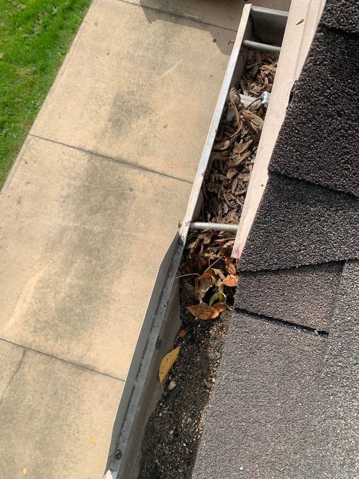 Gutter Cleaning Akron, Ohio