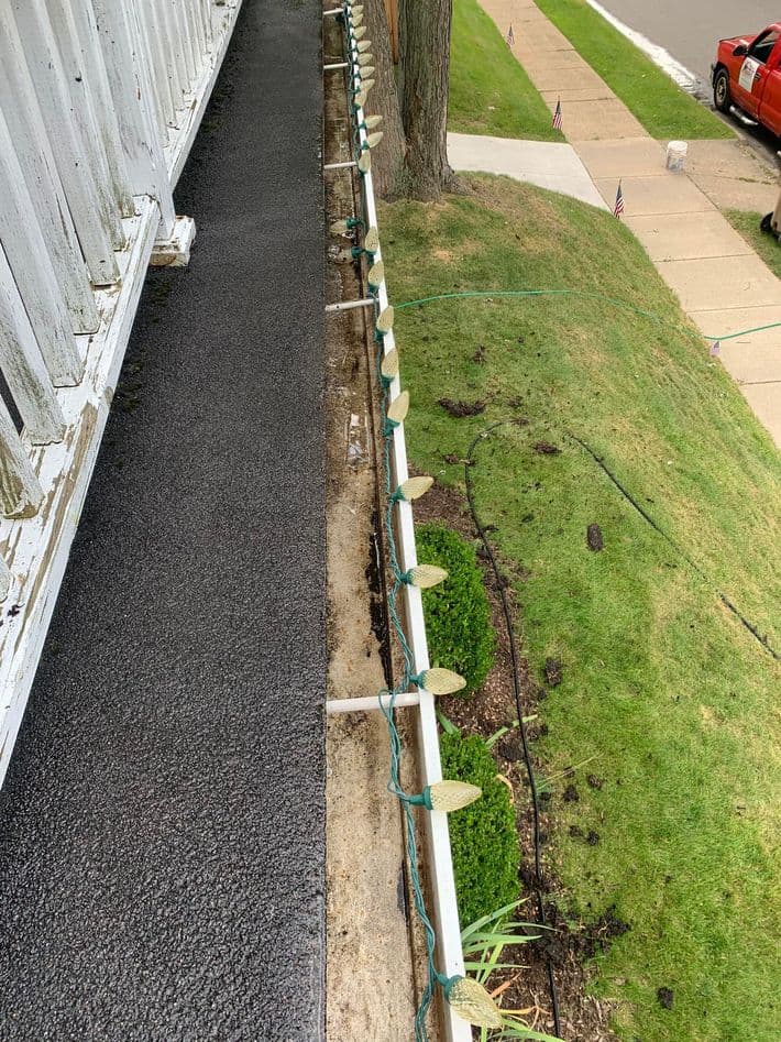 Gutter Cleaning Akron, Ohio