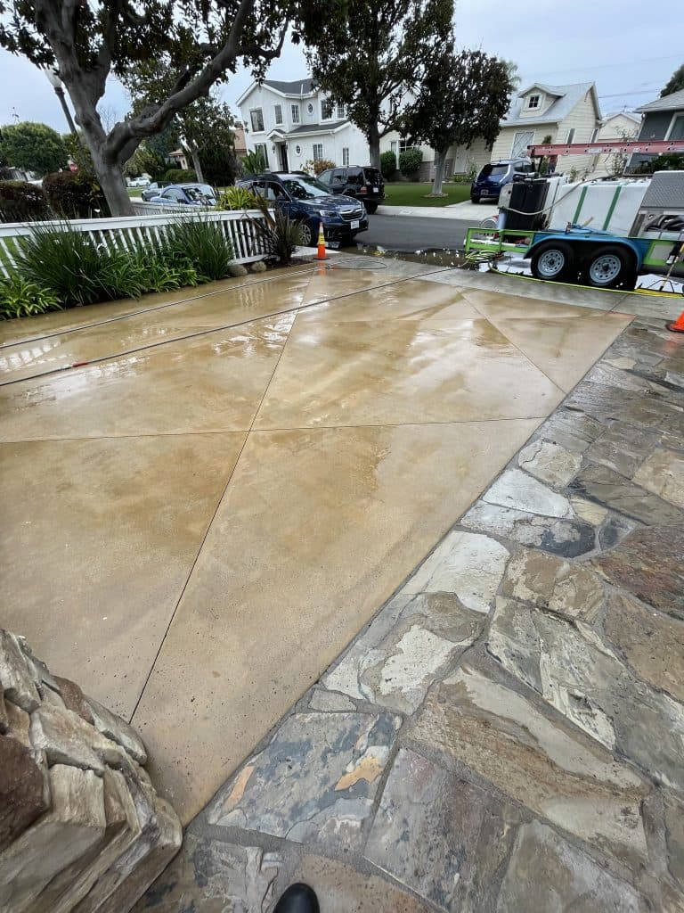 Driveway Cleaning Los Angeles CA