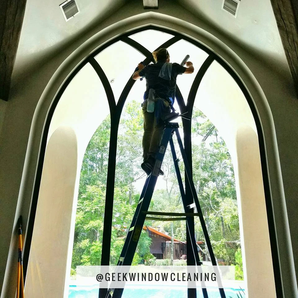 Window Cleaning in Tomball, TX
