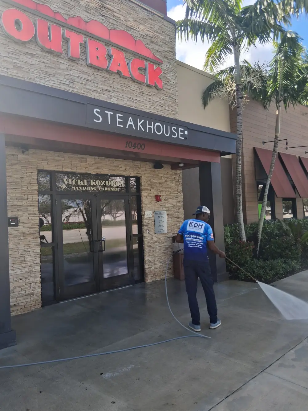 Commercial Pressure Washing