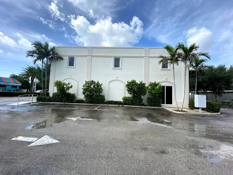 Building Washing West Palm Beach FL