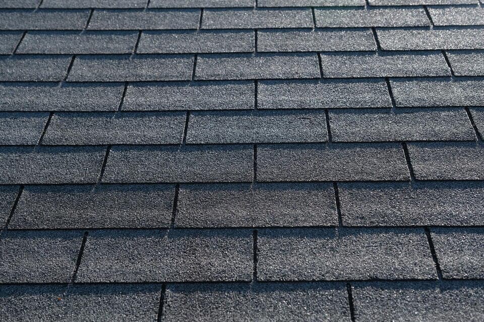 architectural shingles vs 3 tab-close up of 3 tab shingles
