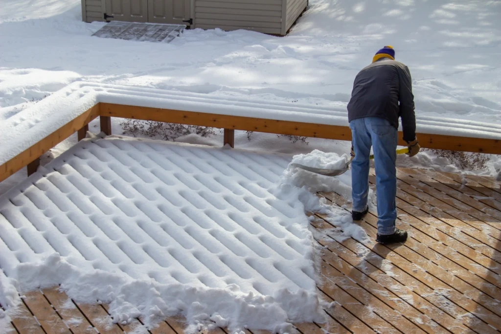 snow-on-deck