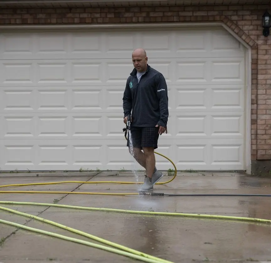 Pressure Washing Chatham-Kent ON