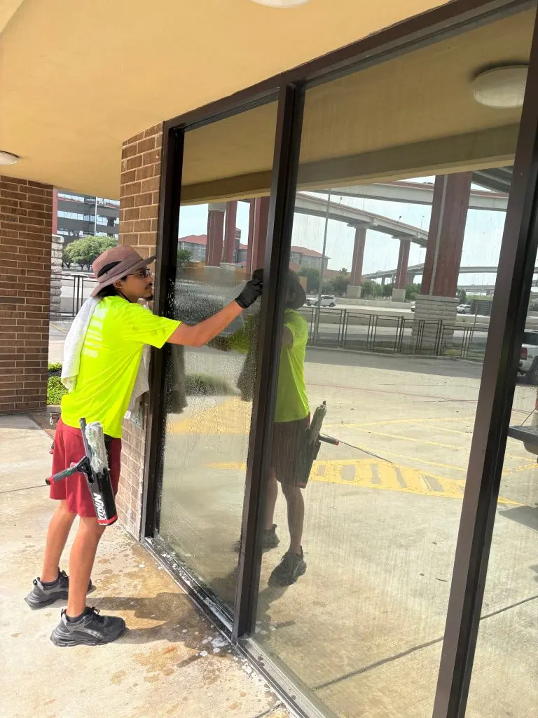 Storefront Cleaning San Antonio