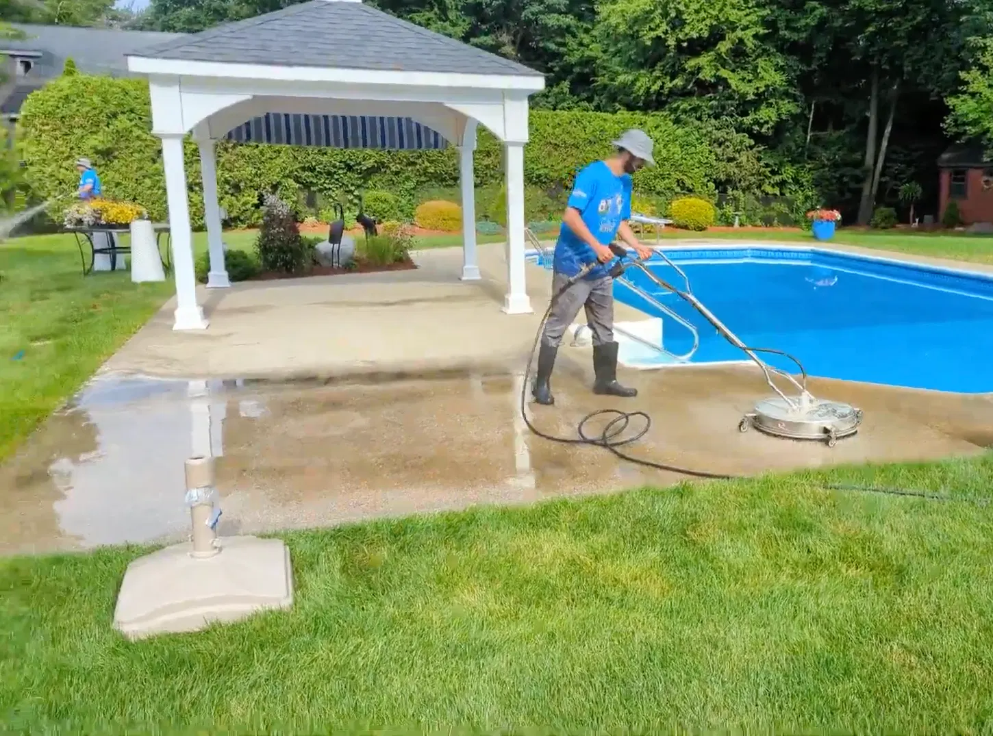 Deck Cleaning job in northern Connecticut and MA area