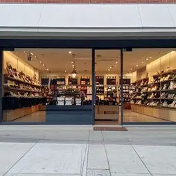 Retail storefront
