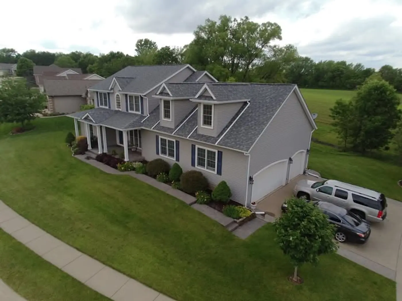residential roofing contractor