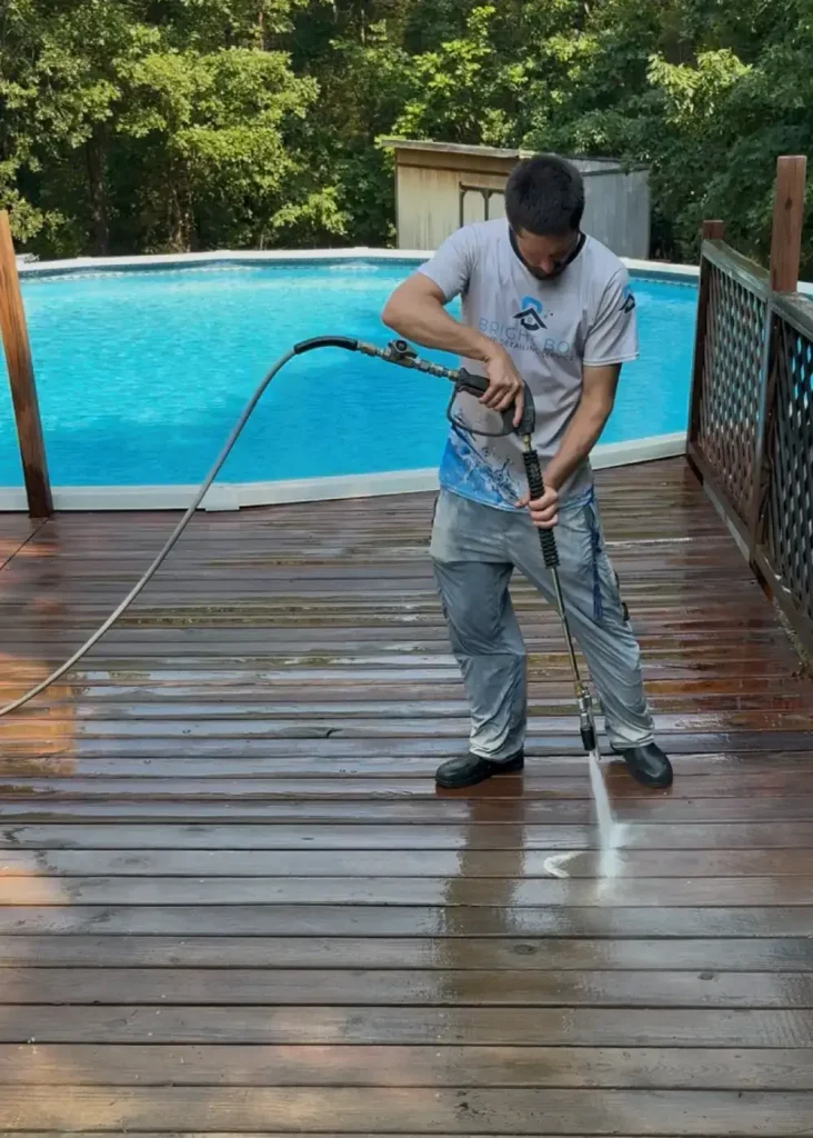 Deck Cleaning Chesterfield MO