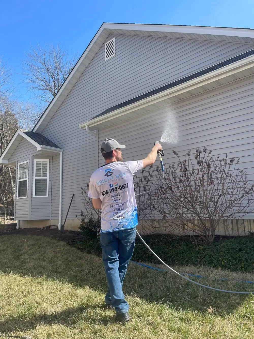 Professional house washing in St. Louis County, Missouri